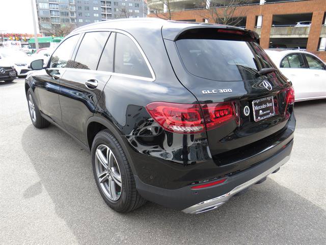 Certified 2021 Mercedes-Benz GLC 300 4MATIC image 2
