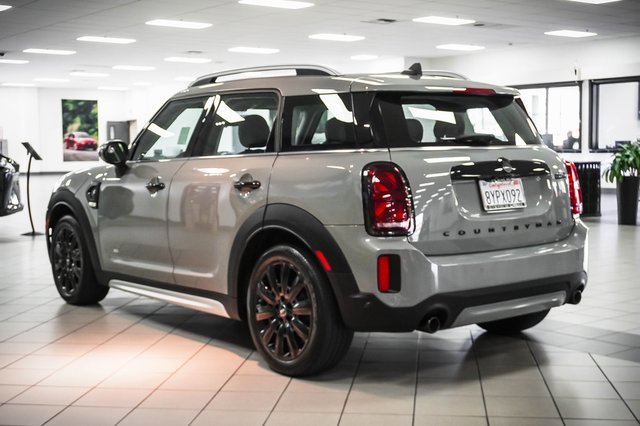 Used 2022 MINI Cooper Countryman S w/ Premium Package image 8