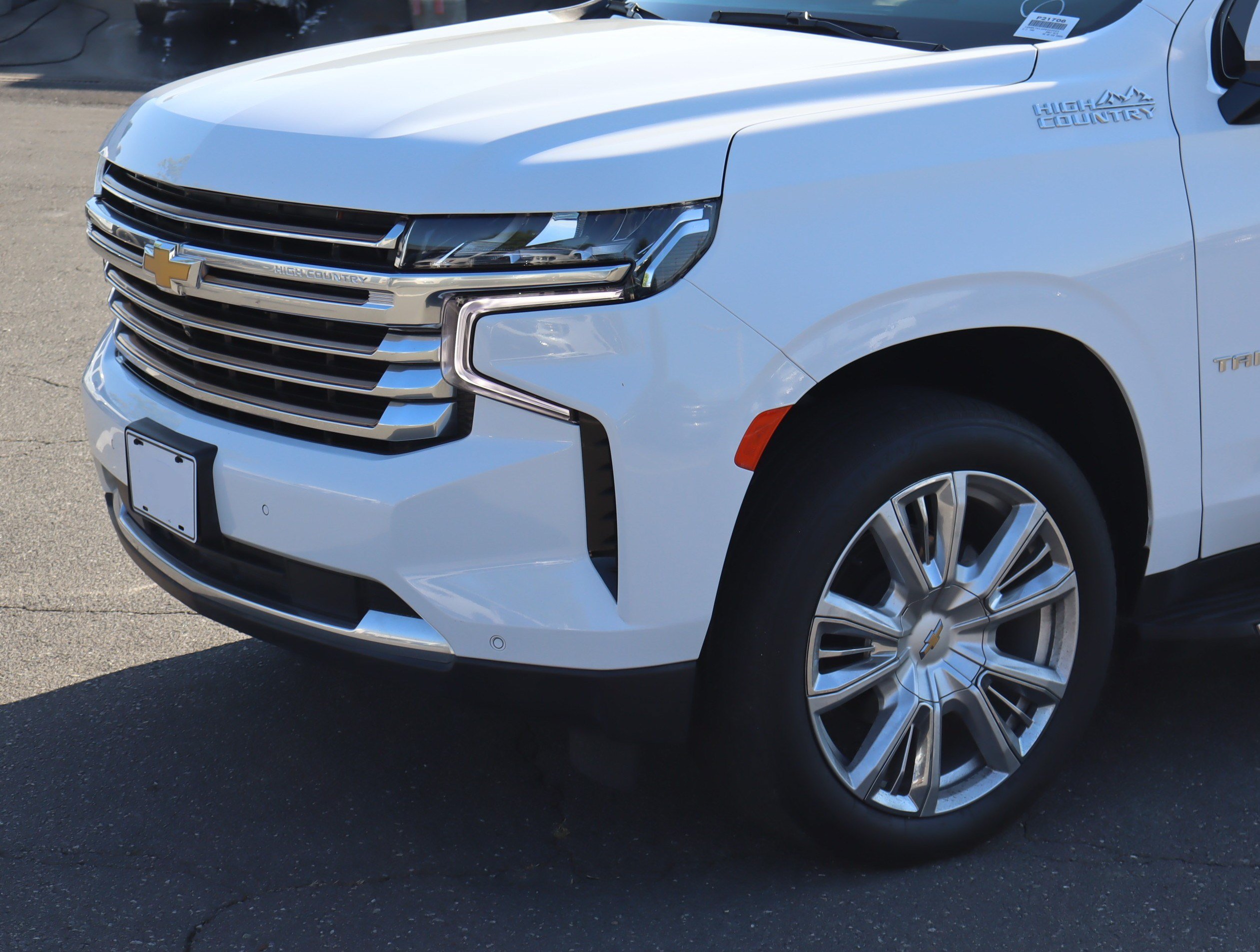 Used 2023 Chevrolet Tahoe High Country AWD/4WD image 6