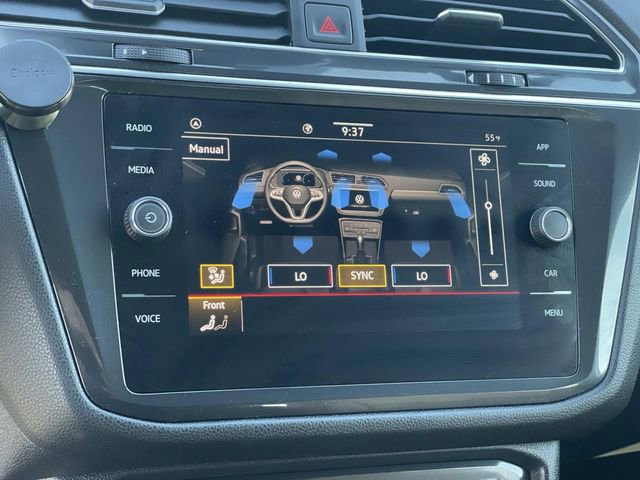 Used 2023 Volkswagen Tiguan SE R-Line image 13