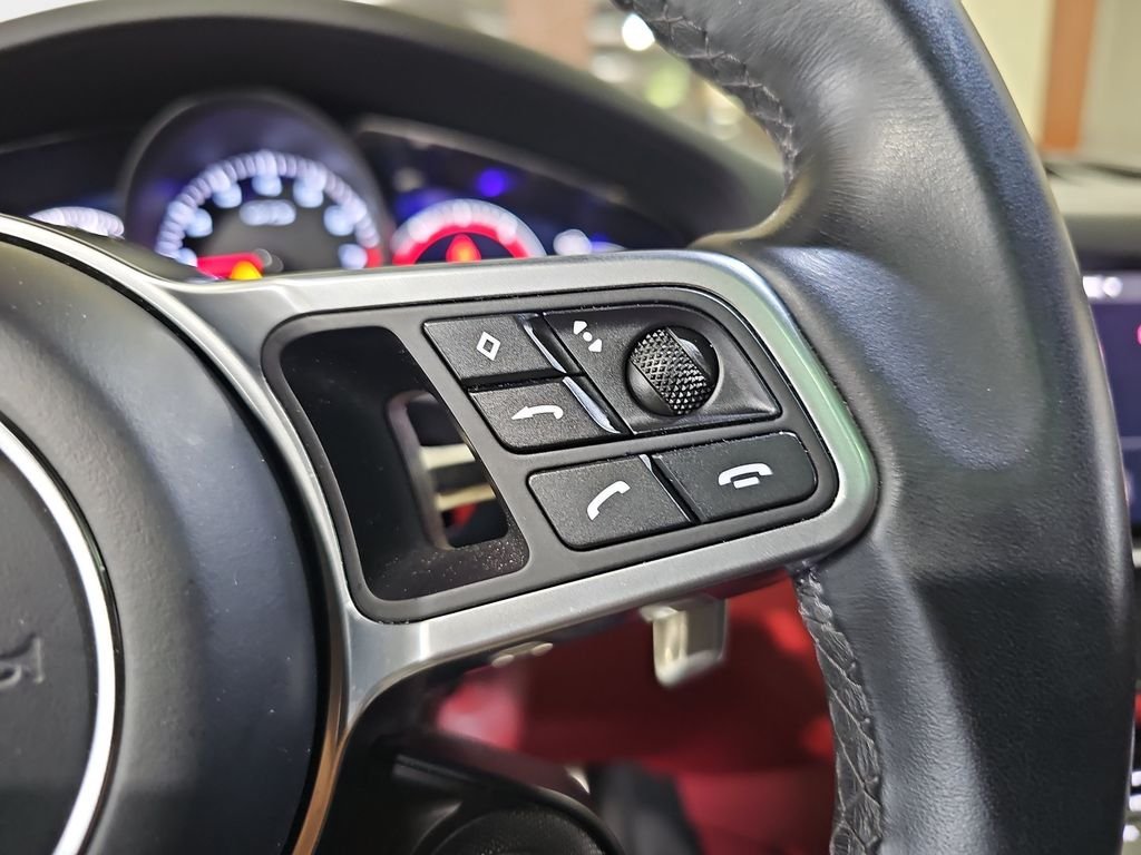 Used 2021 Porsche Cayenne GTS AWD/4WD image 19