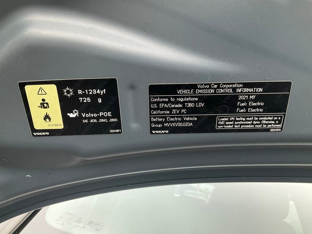 Used 2021 Volvo XC40 P8 Recharge AWD/4WD image 14