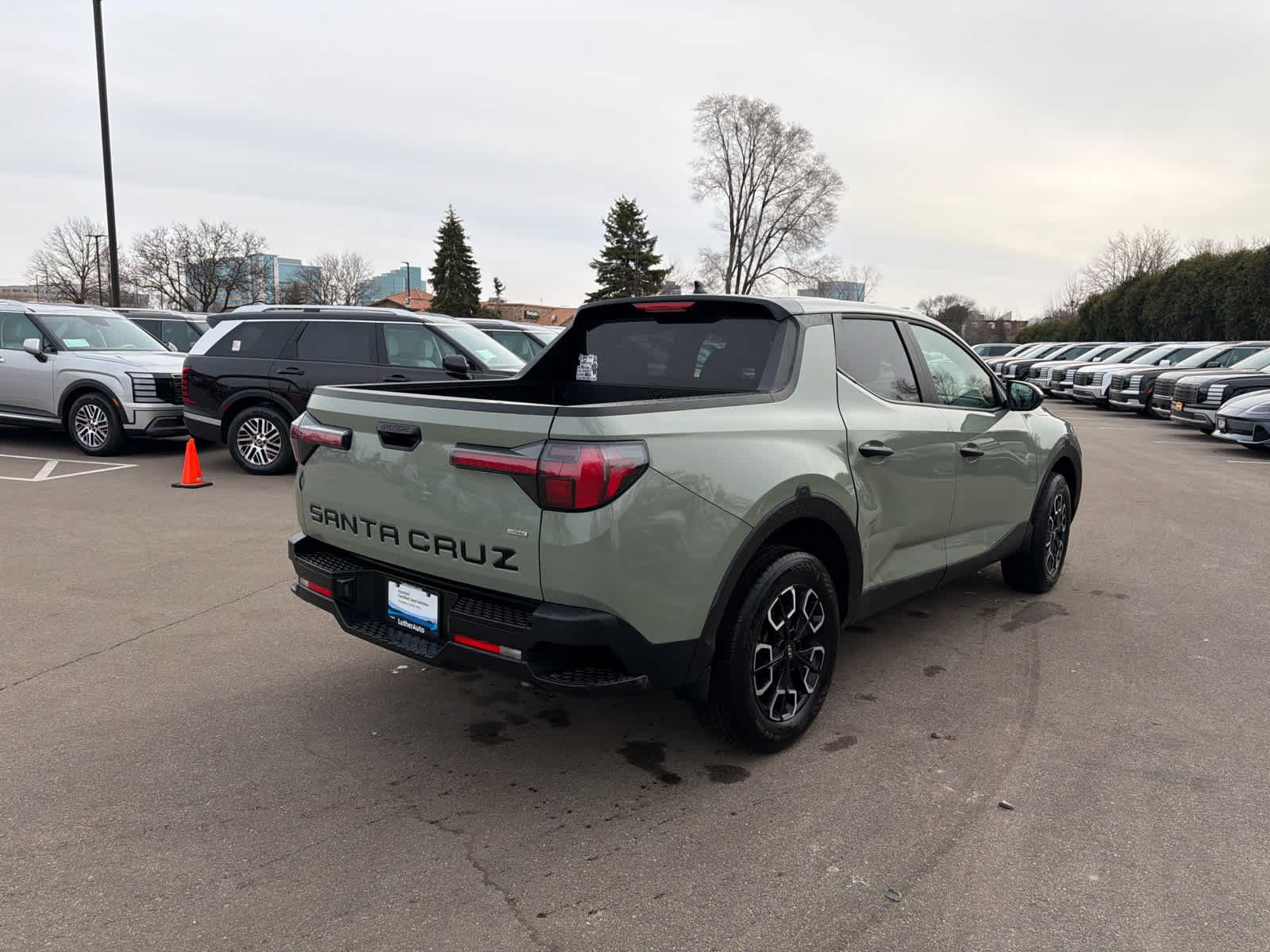 Used 2024 Hyundai Santa Cruz SE video 2