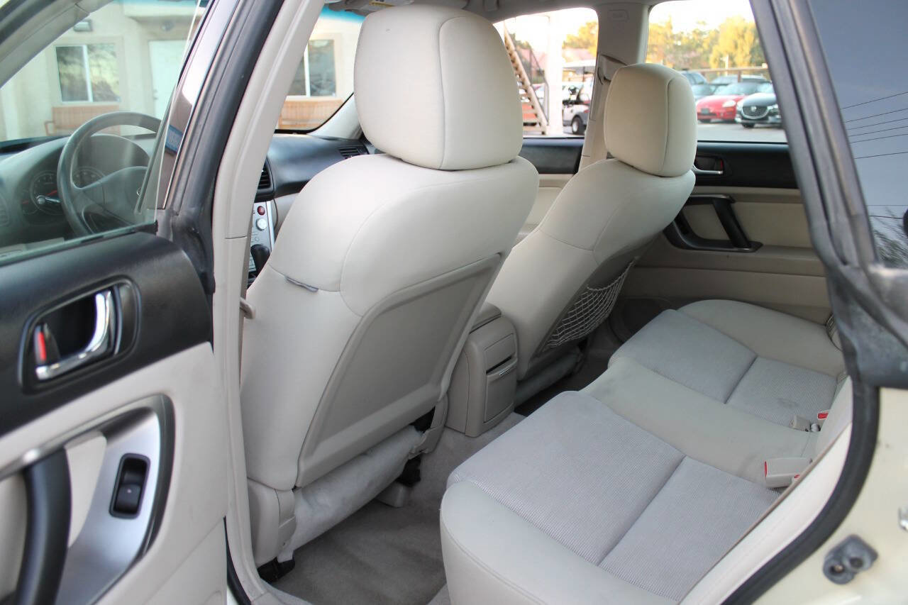 Used 2007 Subaru Outback 2.5i L.L. Bean image 24