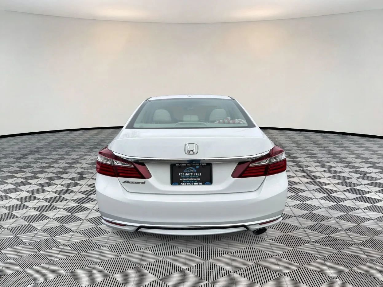 Used 2016 Honda Accord EX-L image 6