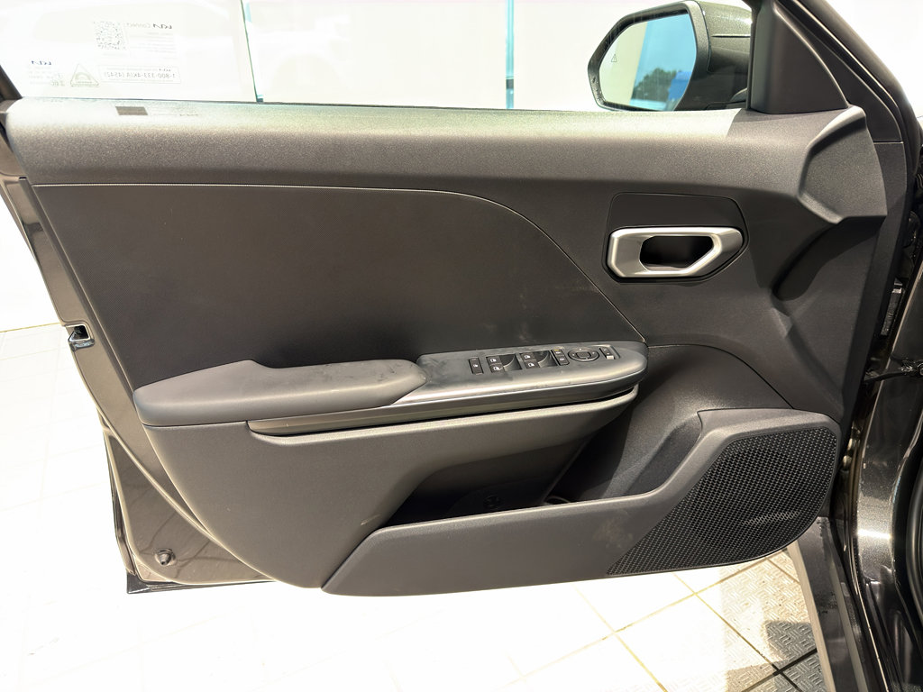 New 2026 Kia K4 FWD image 13
