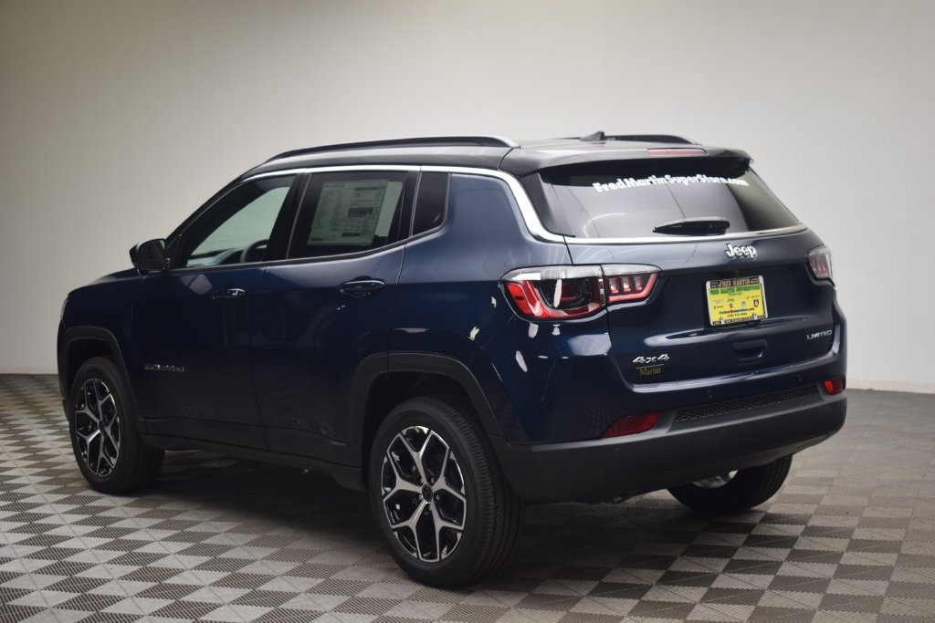 New 2026 Jeep Compass Limited w/ Sun, Sound & Navigation Group AWD/4WD image 12