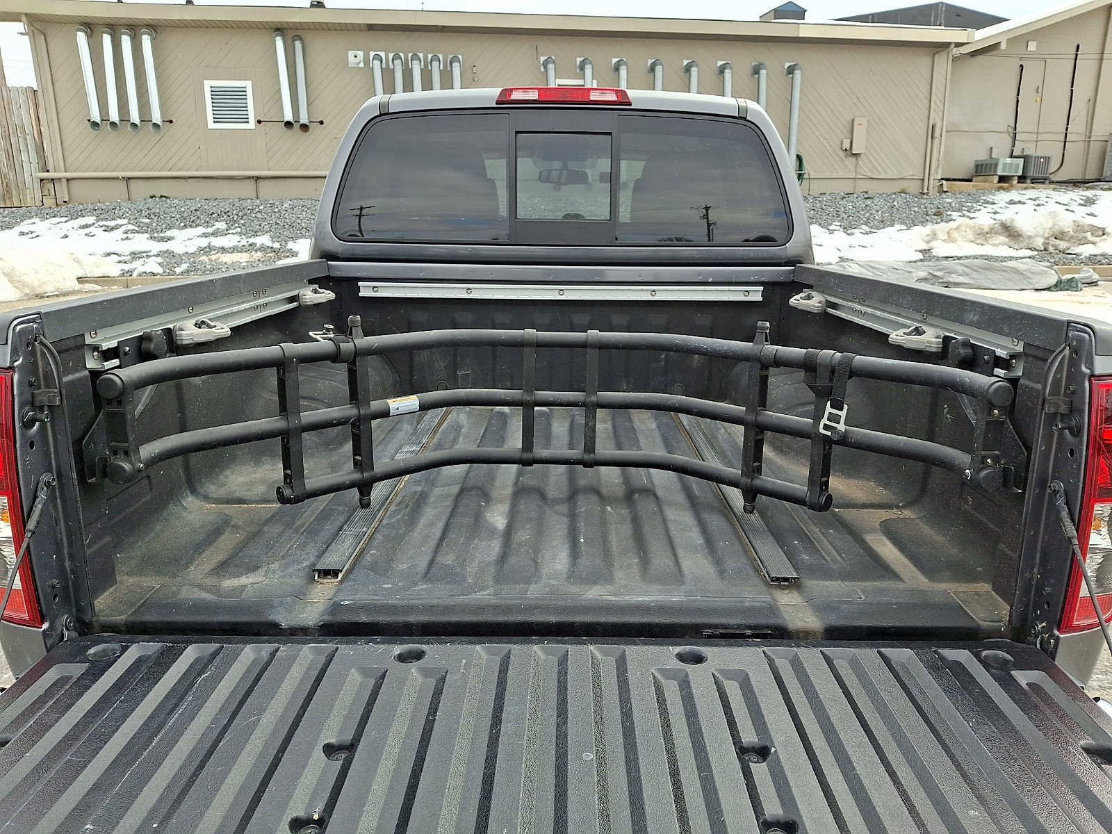 Used 2020 Nissan Frontier SV image 34