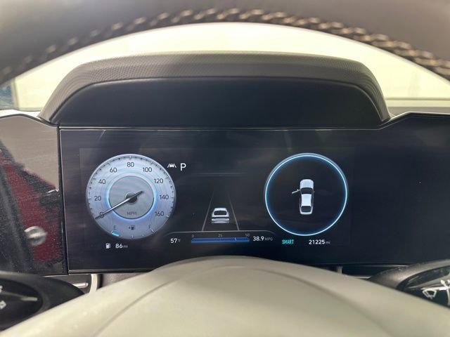 Certified 2023 Hyundai Elantra SEL w/ Convenience Package image 17