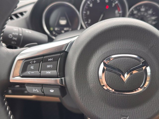 Used 2025 MAZDA MX-5 Miata Grand Touring RWD image 19