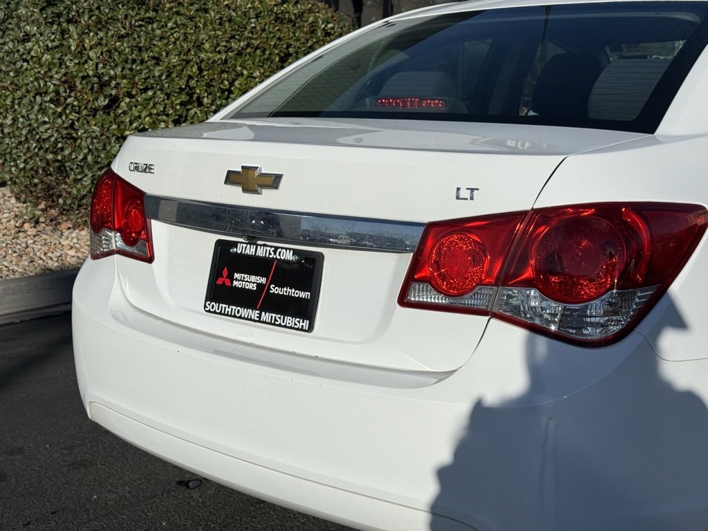 Used 2016 Chevrolet Cruze LT w/ Technology Package image 33