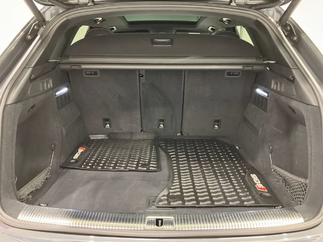 Used 2018 Audi SQ5 Premium Plus AWD/4WD image 44