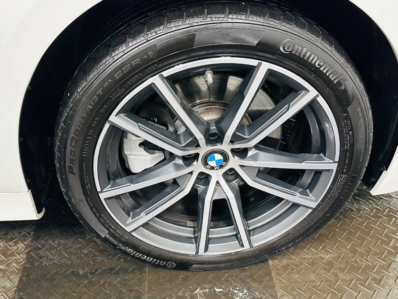 Used 2022 BMW 330i xDrive Sedan w/ Driving Assistance Package image 31