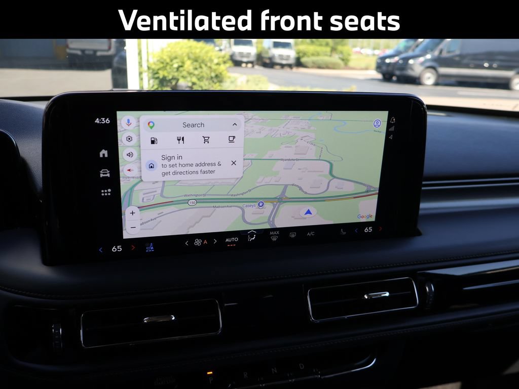 Used 2025 Lincoln Aviator AWD image 15