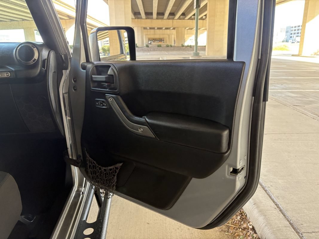 Used 2016 Jeep Wrangler Unlimited Sport w/ Quick Order Package 23S AWD/4WD image 21