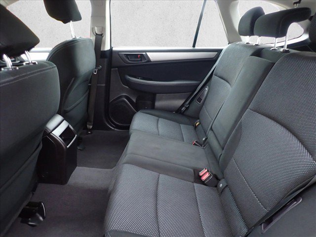 Used 2016 Subaru Outback 2.5i AWD/4WD image 9