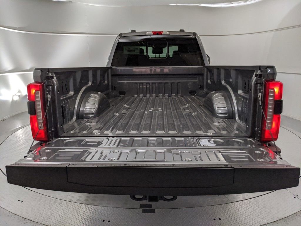 New 2025 Ford F350 Lariat w/ Lariat Ultimate Package image 25