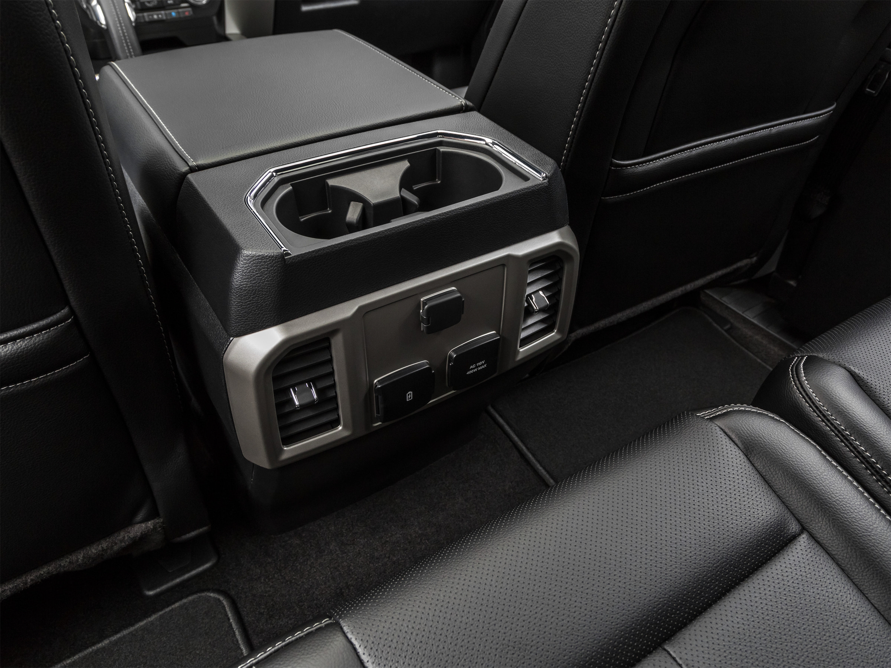 Used 2019 Ford F150 King Ranch w/ Equipment Group 601A Luxury AWD/4WD image 25
