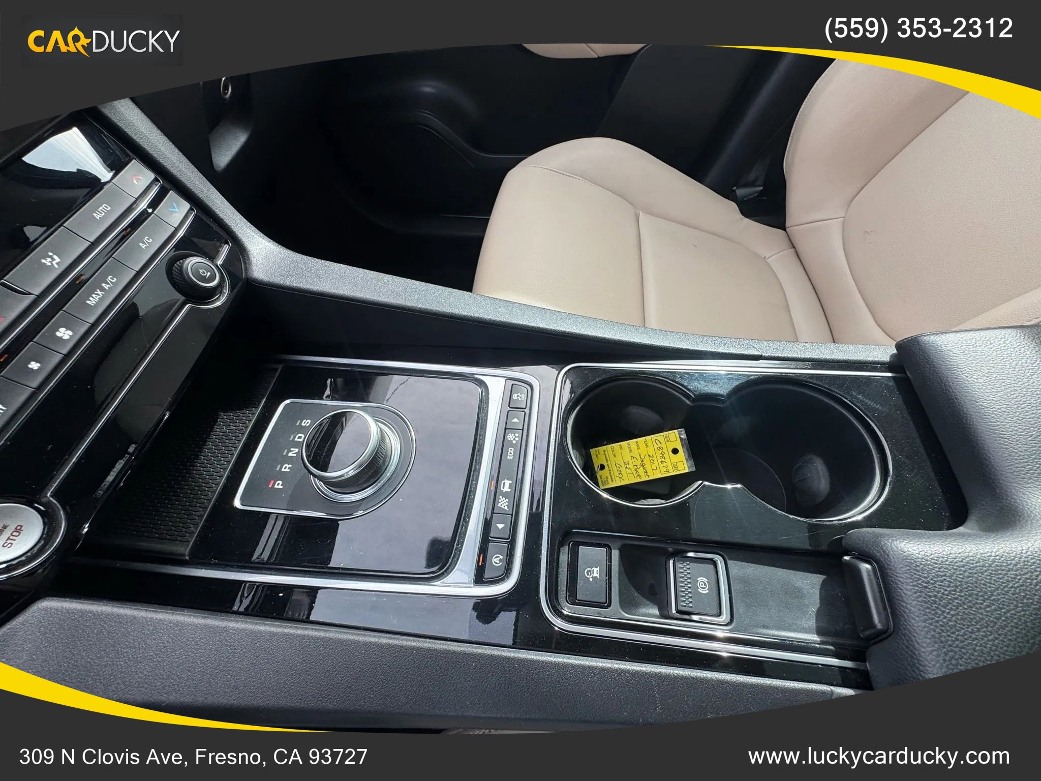 Used 2017 Jaguar F-PACE Premium image 14