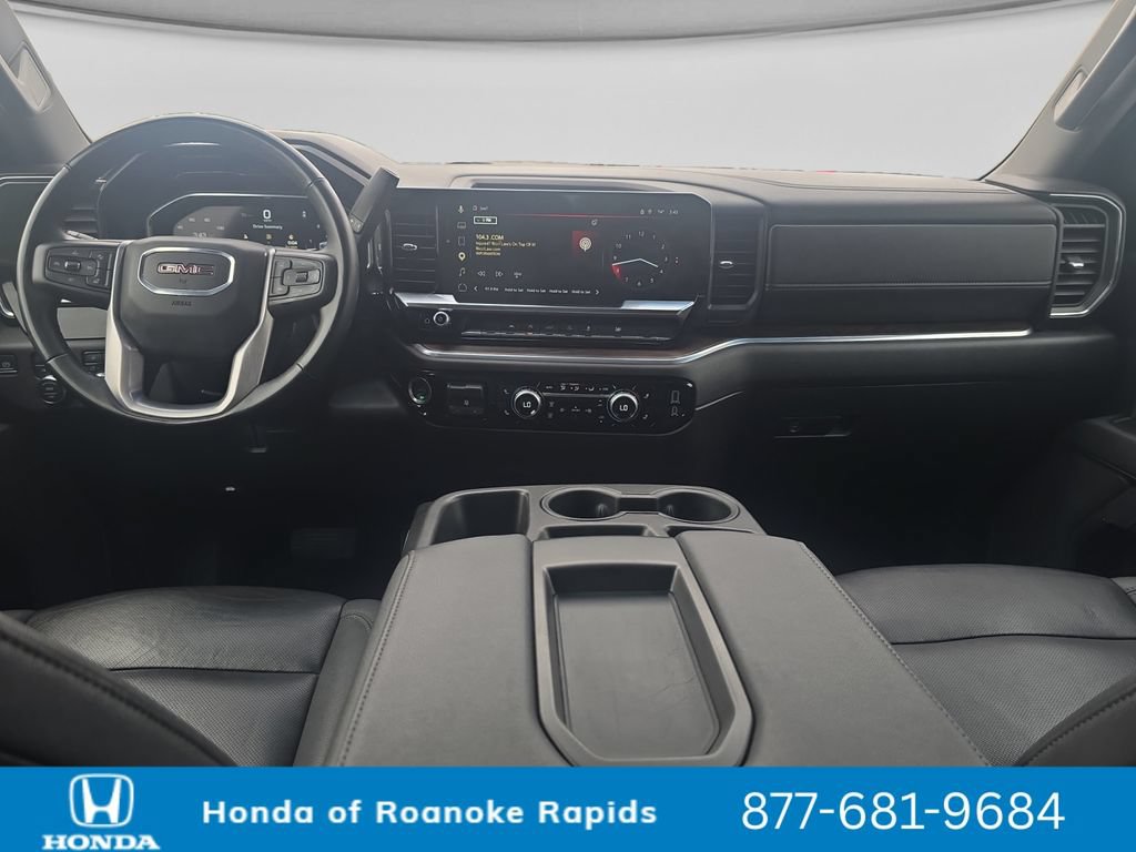 Used 2025 GMC Sierra 1500 SLT AWD/4WD image 12