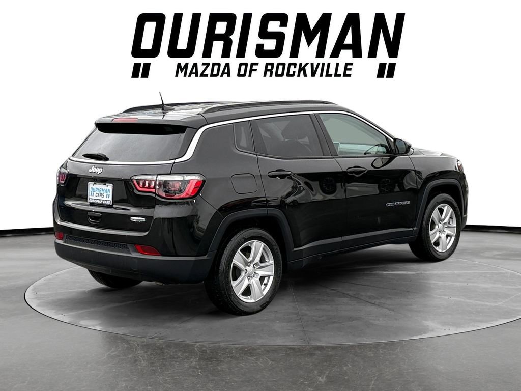 Used 2022 Jeep Compass Latitude image 6