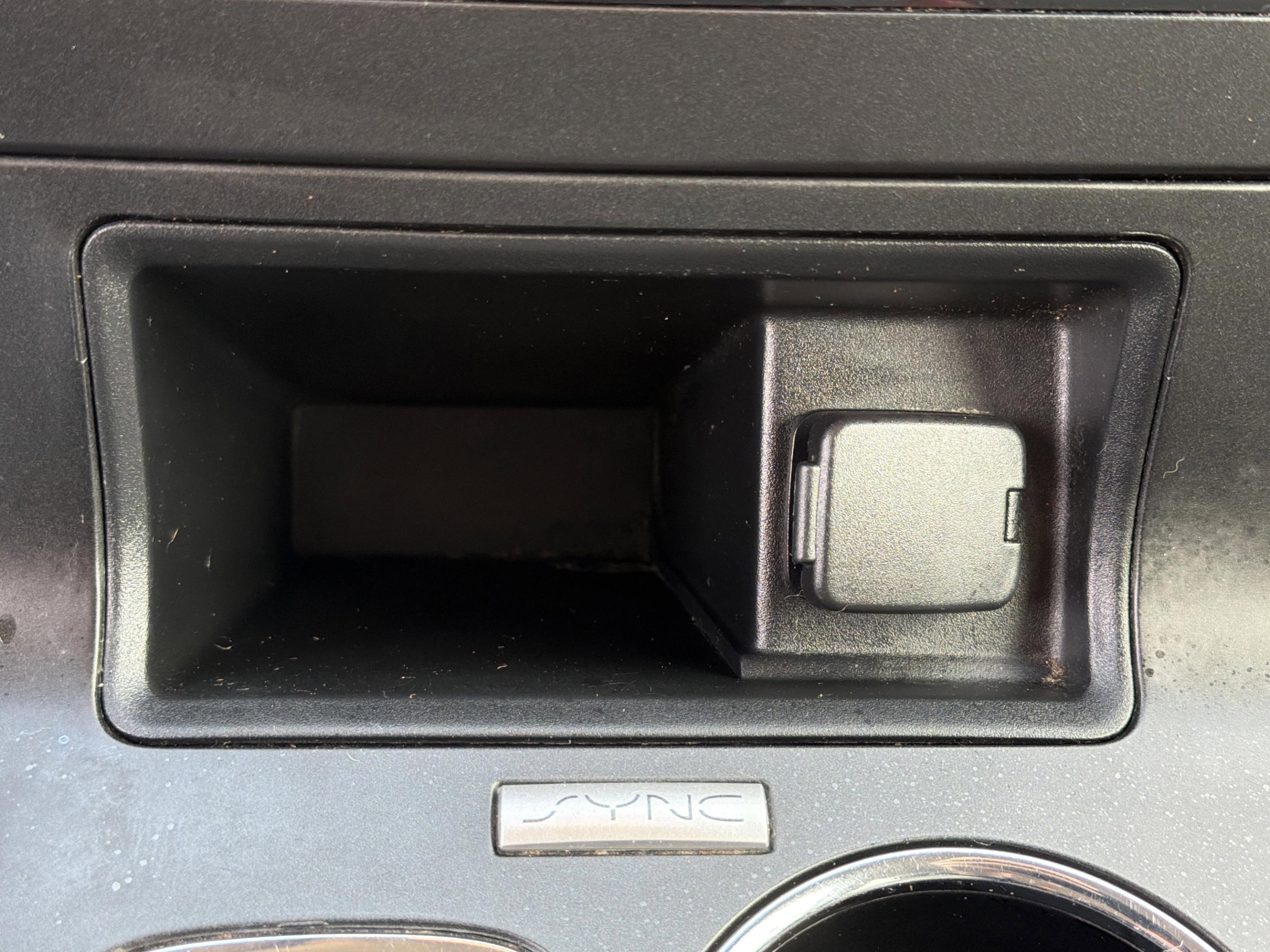 Used 2018 Ford Flex Limited w/ Limited Appearance Package image 16