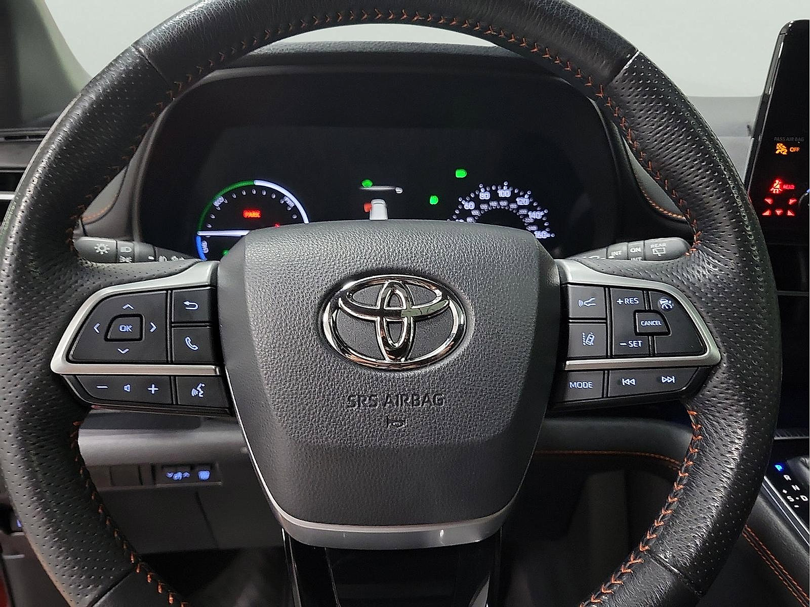 Used 2021 Toyota Sienna XSE AWD/4WD image 17