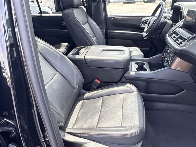 Certified 2023 Chevrolet Suburban High Country w/ Advanced Technology Package AWD/4WD image 28