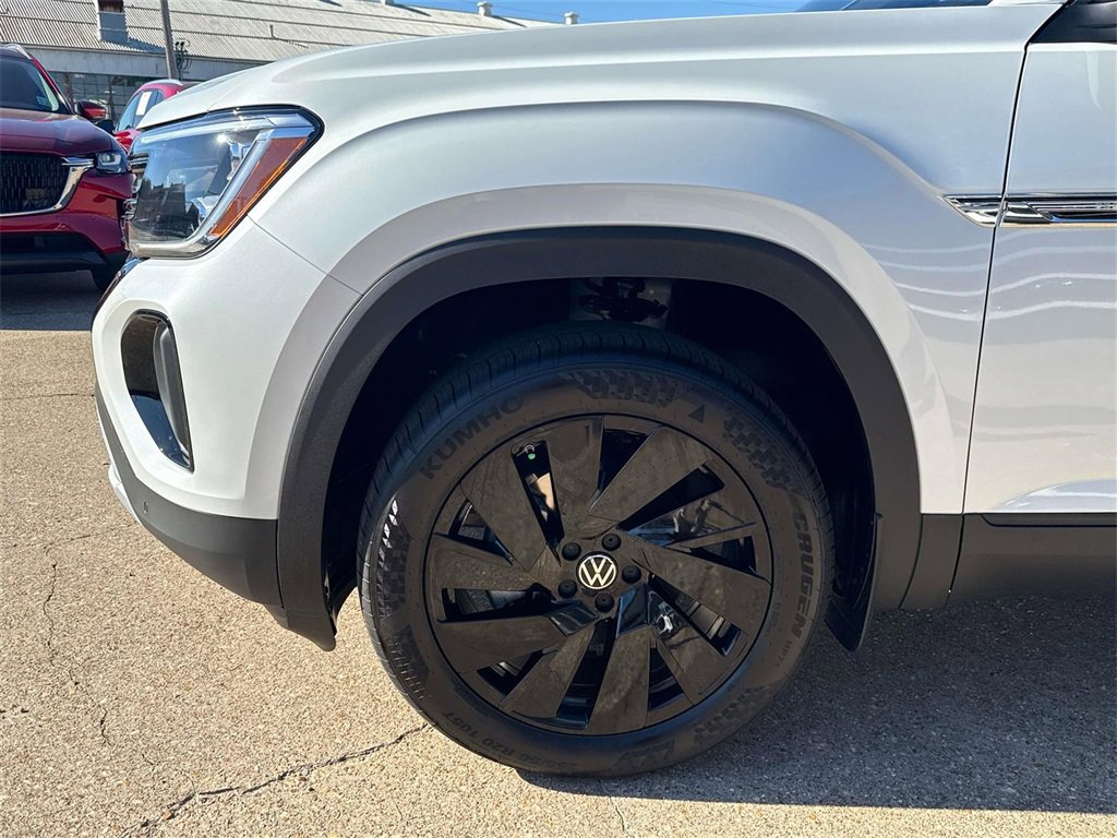 New 2026 Volkswagen Atlas Cross Sport SE image 5