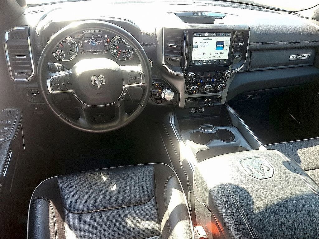 Used 2024 RAM 1500 Laramie AWD/4WD image 11