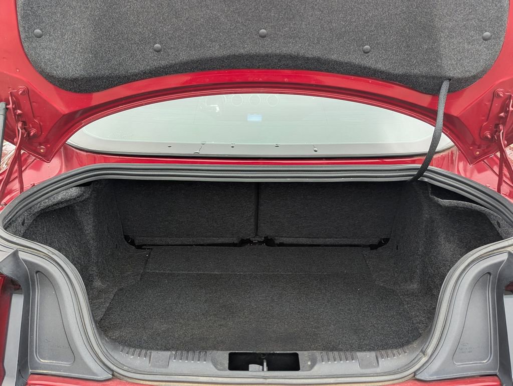 Used 2021 Ford Mustang Coupe image 23