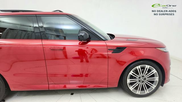 Used 2024 Land Rover Range Rover Sport Dynamic SE AWD/4WD image 8