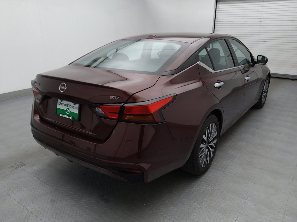 Used 2024 Nissan Altima 2.5 SV image 9