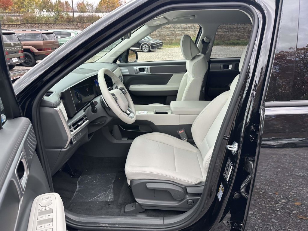 New 2026 Hyundai Santa Fe SE AWD/4WD image 15