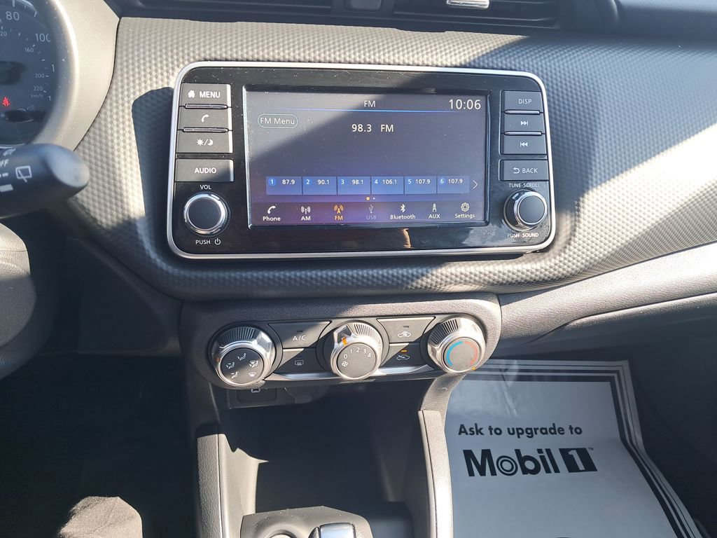 Certified 2025 Nissan Kicks Play S image 20