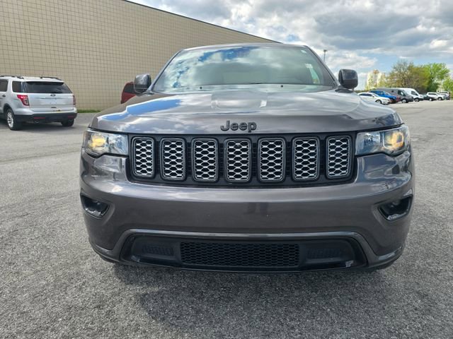 Used 2021 Jeep Grand Cherokee Laredo X AWD/4WD image 8