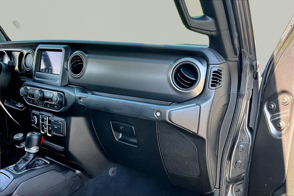 Used 2023 Jeep Gladiator Sport AWD/4WD image 18