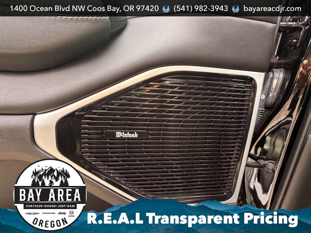 Used 2025 Jeep Wagoneer Series III w/ Premium Group I AWD/4WD image 12