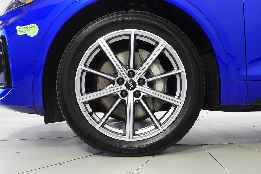 Used 2023 Audi Q5 e Premium Plus w/ Premium Plus Package AWD/4WD image 5