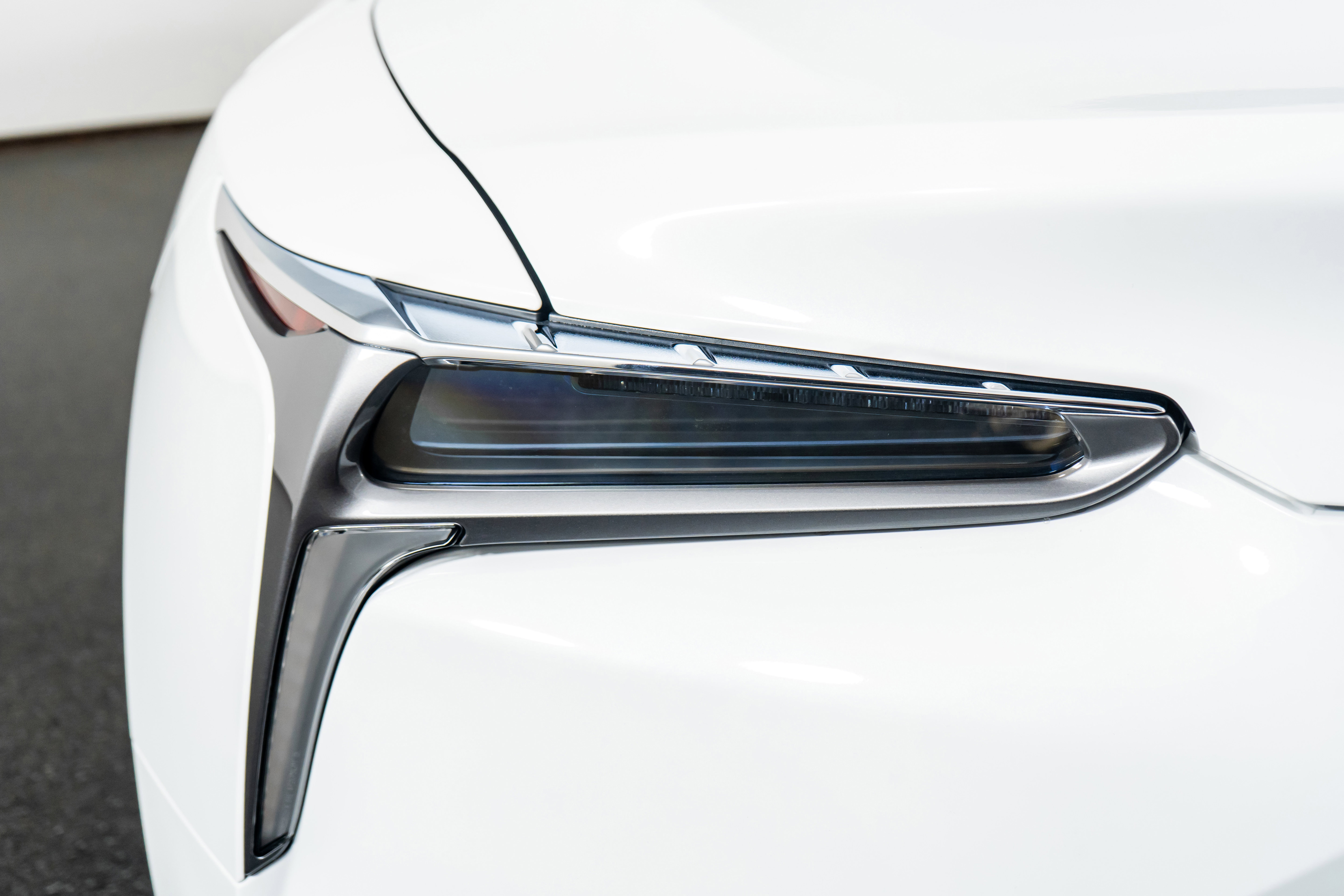 Used 2024 Lexus LC 500 Convertible image 13