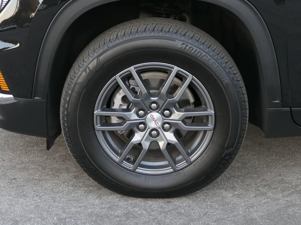 Used 2025 GMC Acadia Elevation image 10