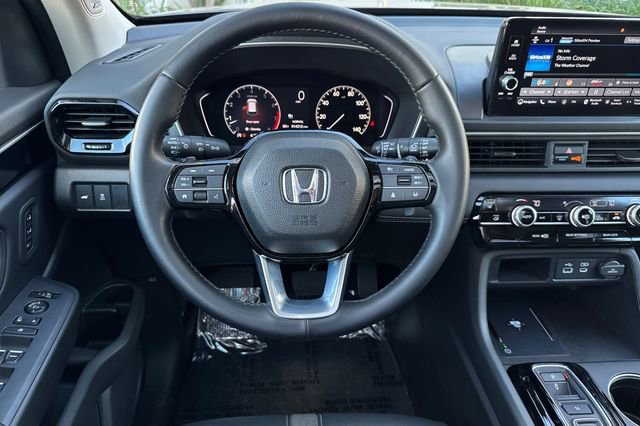 Certified 2023 Honda Pilot Touring image 18