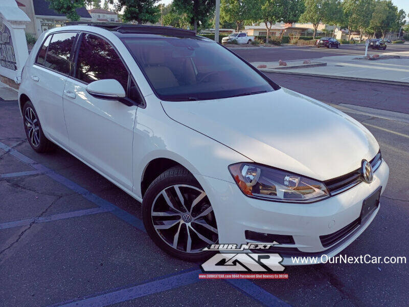 Used 2017 Volkswagen Golf SE