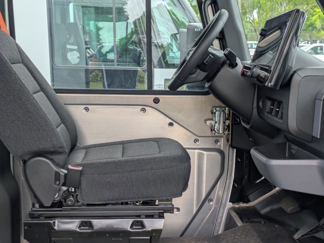 Used 2024 Chevrolet Brightdrop 600 w/ Battery Pack, Max Range AWD/4WD image 18