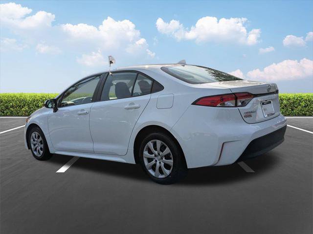Certified 2025 Toyota Corolla LE FWD image 10
