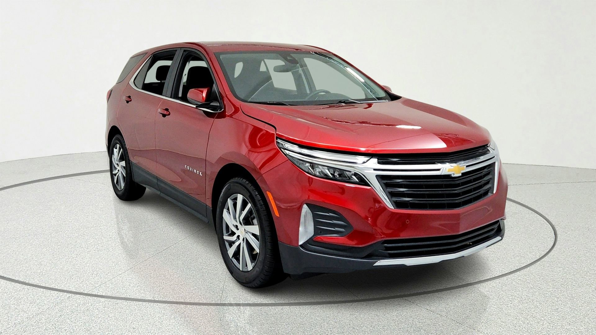 Certified 2024 Chevrolet Equinox LT w/ LPO, Floor Liner Package FWD image 7