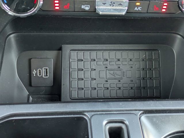 Used 2025 Ford F150 XLT w/ Equipment Group 302A MID image 22