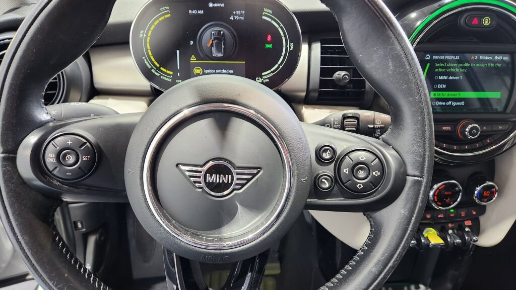 Used 2021 MINI Cooper SE w/ 6.5" Touchscreen Package FWD image 11