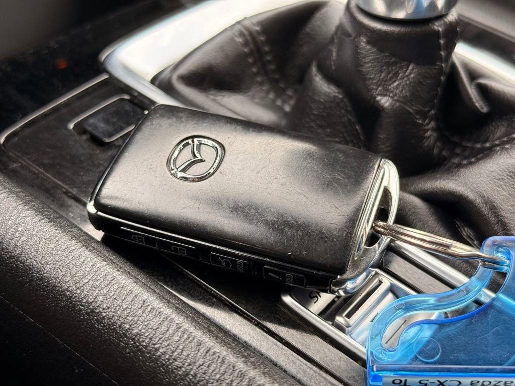 Used 2020 MAZDA CX-5 Touring image 35