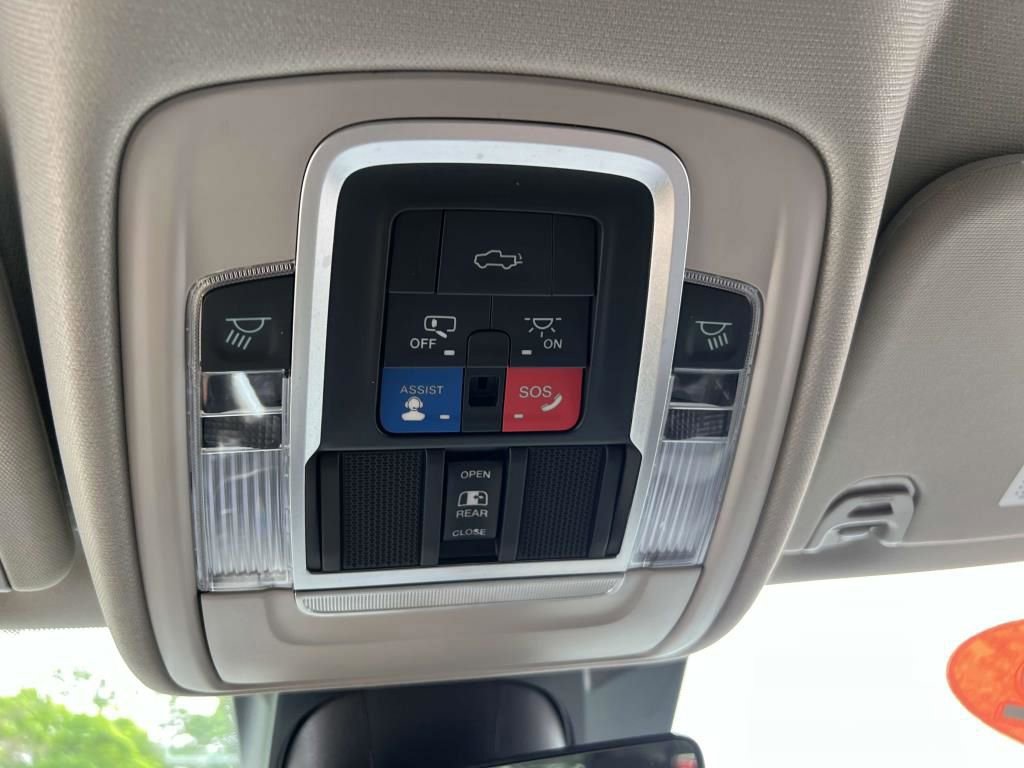 Certified 2022 RAM 1500 Laramie image 33